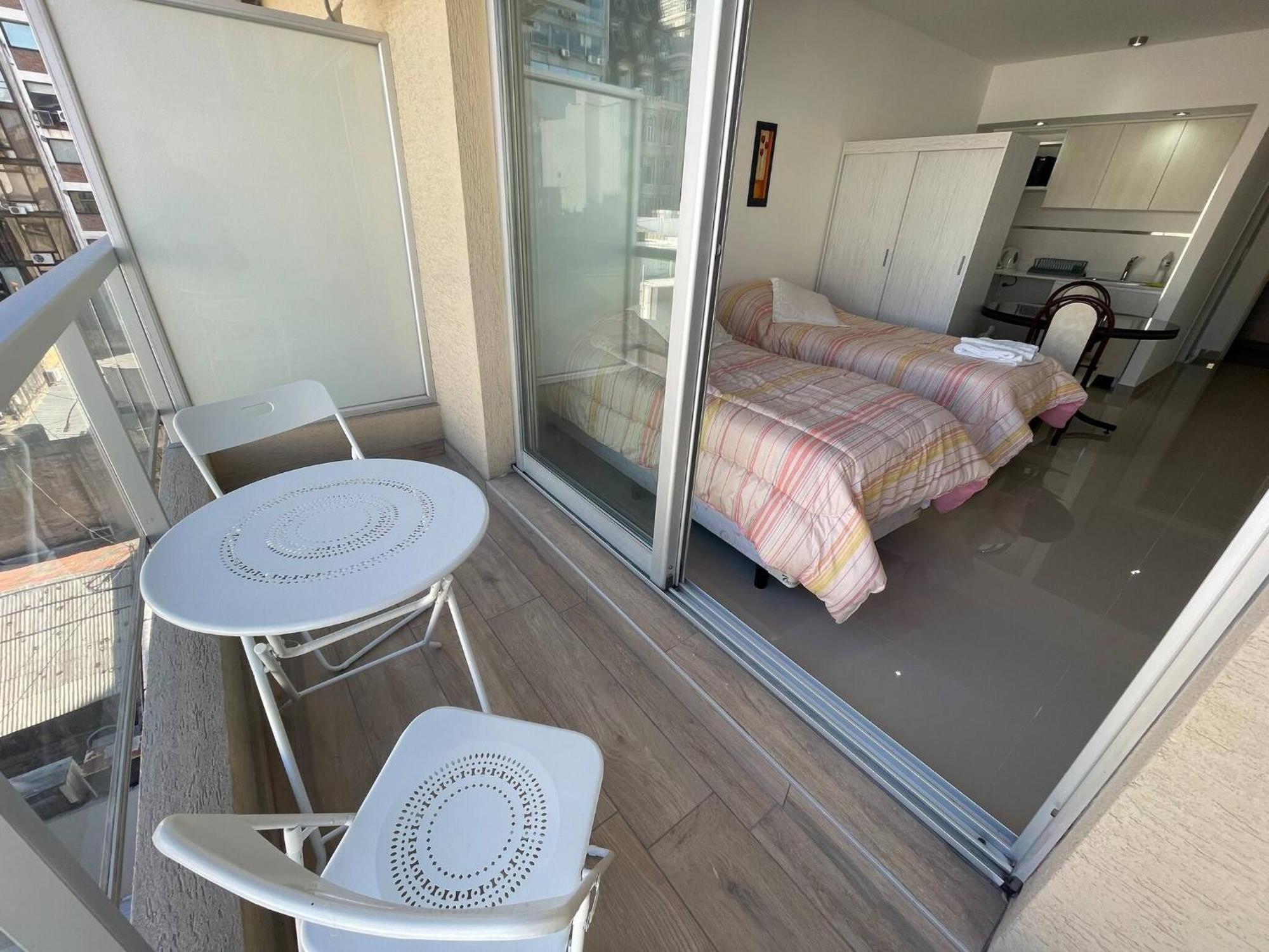 In San Telmo With Balcony And Pool Apartment Buenos Aires