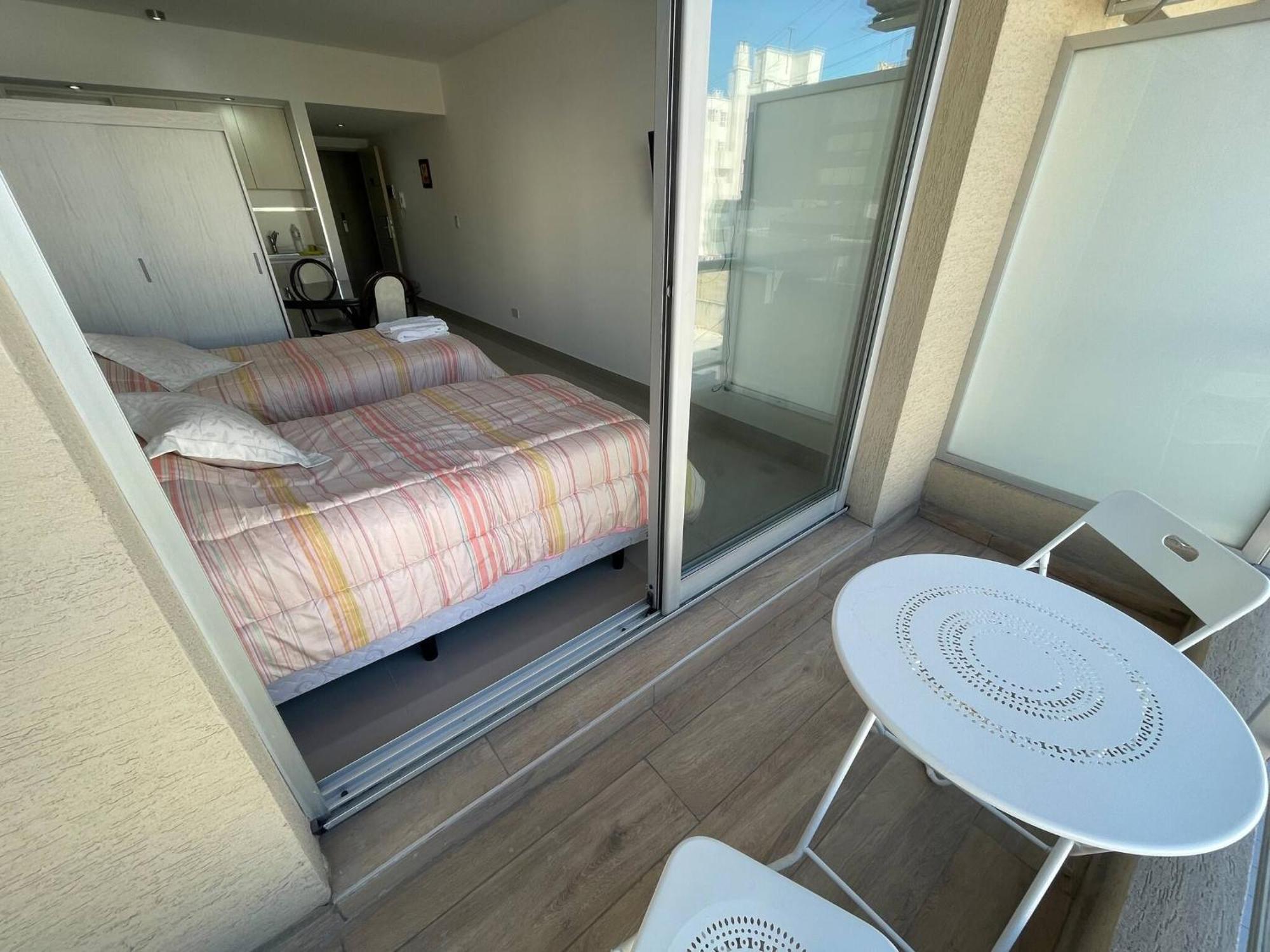 In San Telmo With Balcony And Pool Apartment Buenos Aires